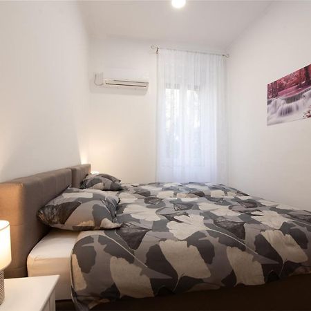 里耶卡Apartman Cezar公寓 外观 照片